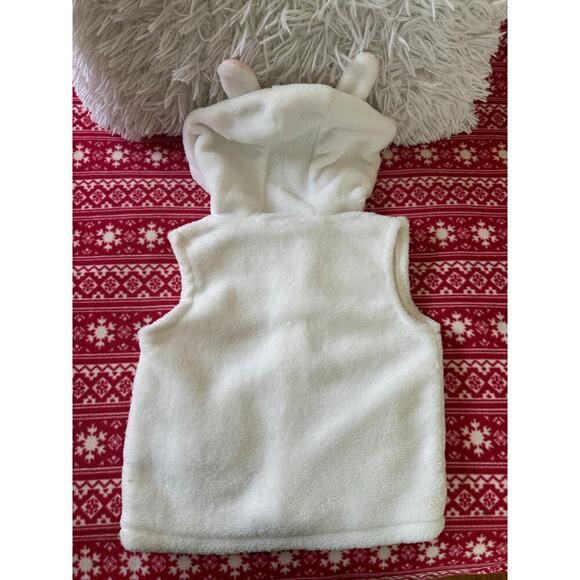 Carter’s 24mon white Bunny Sherpa vest with pink ears. - Picture 5 of 13